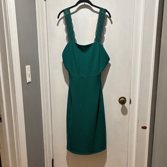 New SEZANE Edna mini dress - Picture 2 of 7